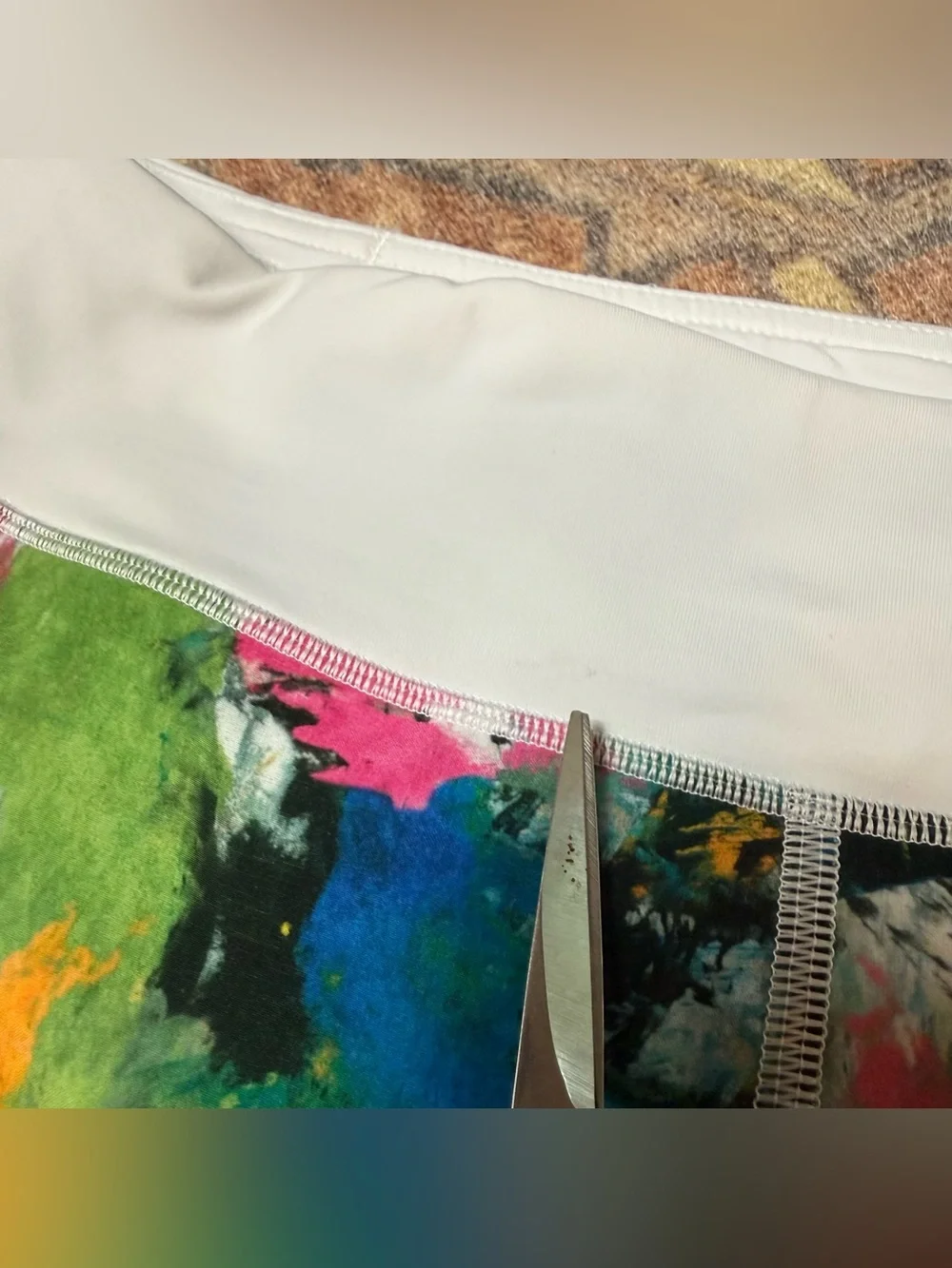 Lululemon Speed Up Low-Rise Lined Short 2.5 No Limits White Multi White Sz 8